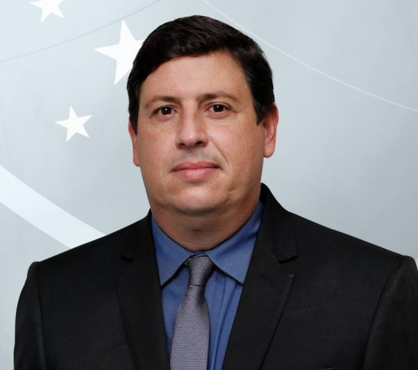 Deputado João Marcelo está internado com Covid-19