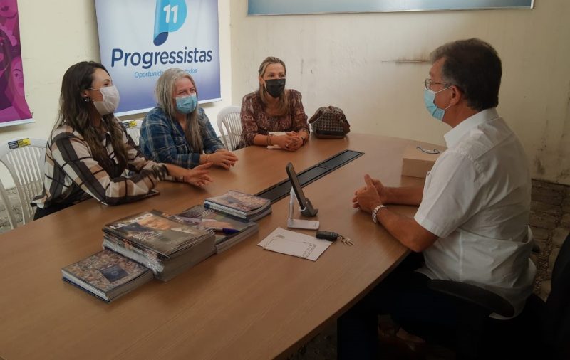 Laércio Oliveira discute melhorias para os hospitais filantrópicos