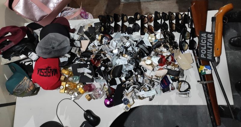 Trio é preso pela Polícia suspeitos de roubar uma loja a cavalo em Itaporanga