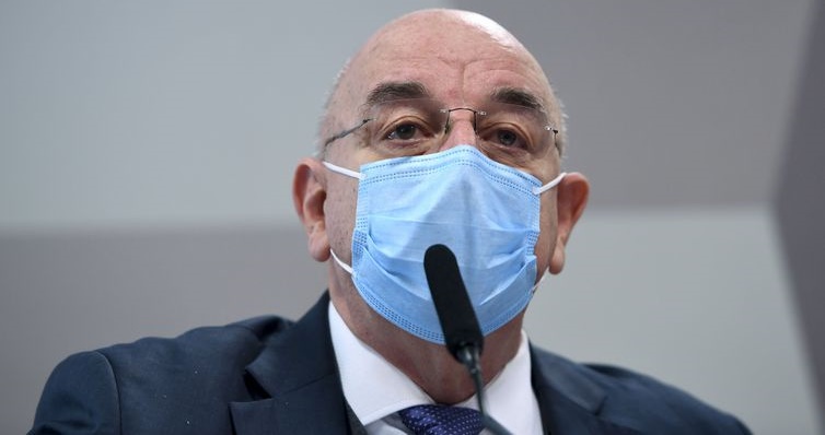 Osmar Terra diz que foi otimista em opiniões sobre a pandemia