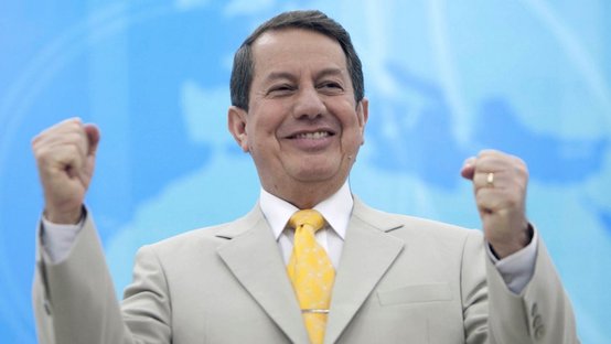 Missionário R.R. Soares é intubado