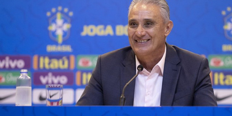 Técnico Tite convoca seleção brasileira para a Copa América