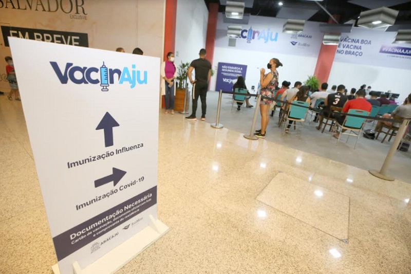 Aracaju segue avançando na imunização por faixa etária contra a COVID-19 e chega a 48h sem óbito