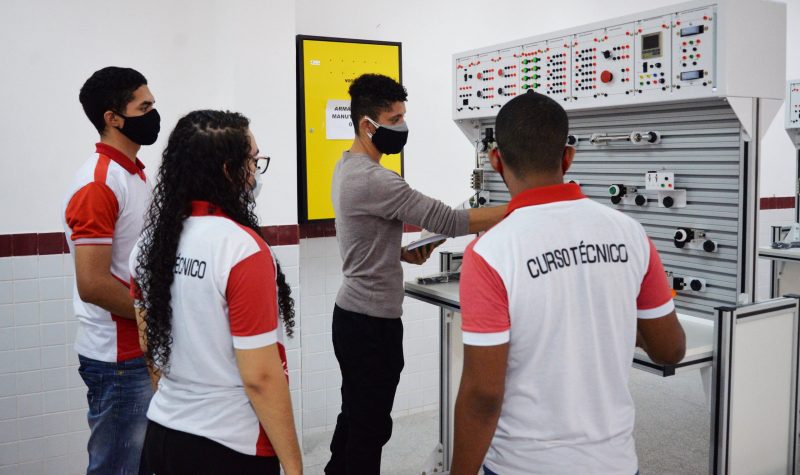 Governo de Sergipe abre 191 vagas para educador profissional