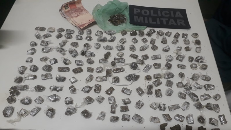 PM prende suspeito com 172 trouxas de maconha no município de Laranjeiras/SE