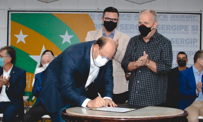 Belivaldo Chagas empossa novo secretário da Agricultura