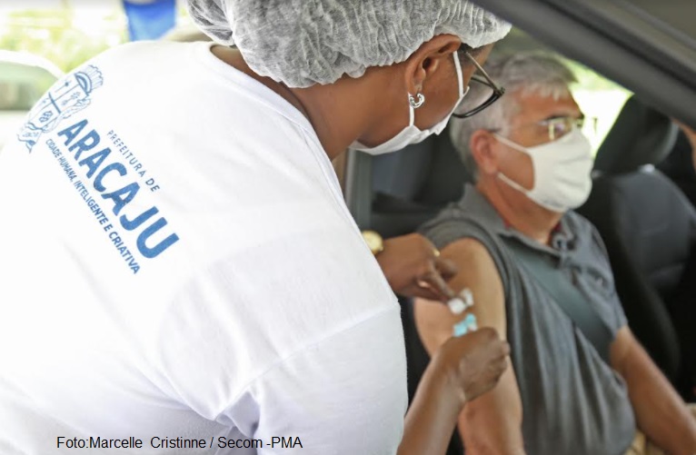 COVID-19: Aracaju já vacinou contra covid 64% de sua população