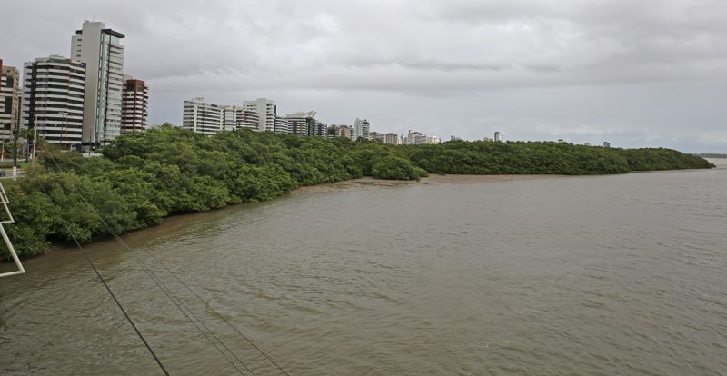 Defesa Civil emite novo alerta de probabilidade de chuvas e ventos fortes