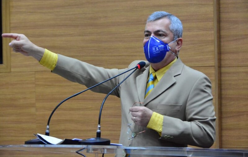 Iran Barbosa repudia inverdades lançadas em redes sociais