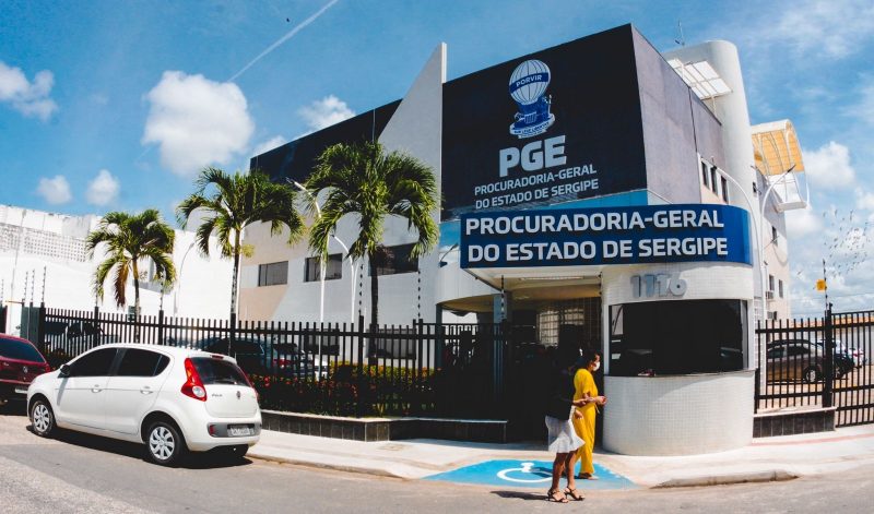 Governador Belivaldo Chagas entrega nova sede da PGE