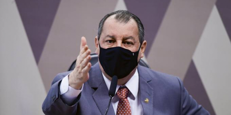 STF pede explicações à CPI sobre suposto vazamento de dados de Barros