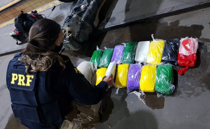 Suspeito é preso pela PRF com droga escondida no tanque de combustível