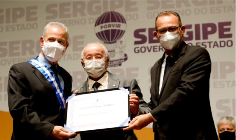 ALESE concede Título de Cidadão Sergipano ao Ministro Bento Albuquerque