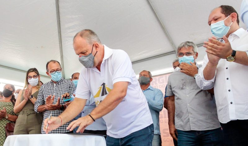 Governo autoriza reestruturação de rodovias que ligam Pacatuba a Ilha das Flores e Brejo Grande