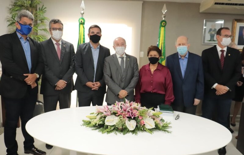 Deputada Gracinha Garcez é empossada na Alese