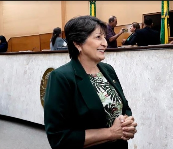 Maria Mendonça apela para que o Governo convoque os aprovados dos Bombeiros