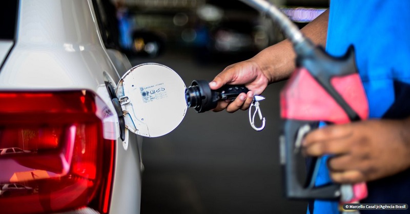 Petrobras aumenta preço do diesel