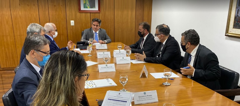 Prefeito Edvaldo se reúne com ministro-chefe da Casa Civil e pede apoio às pautas municipalistas