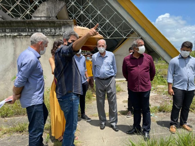 Prefeitura e UNIGEL fazem nova visita ao CAIC para implantação de escola