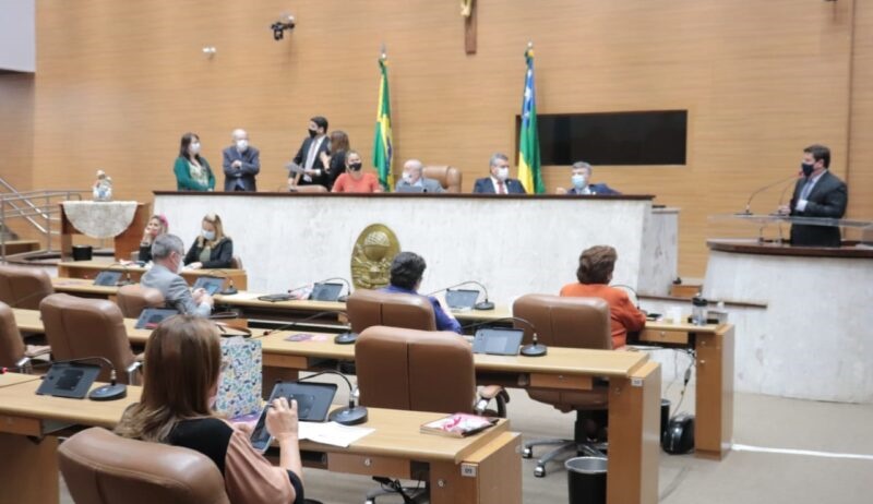 Deputados discutem requerimento da CPI da Covid