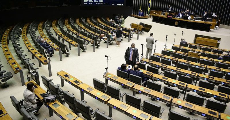 Câmara dos Deputados retoma hoje atividades presenciais