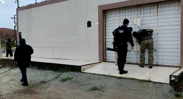 Denarc realiza operação e desarticula organização criminosa