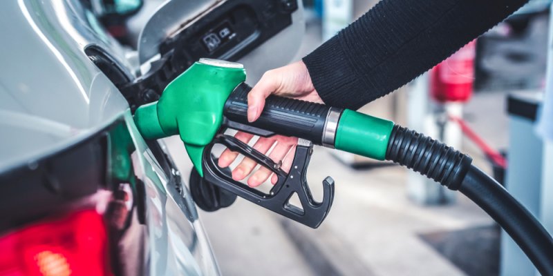 Preços de gasolina e diesel aumentam hoje nas refinarias