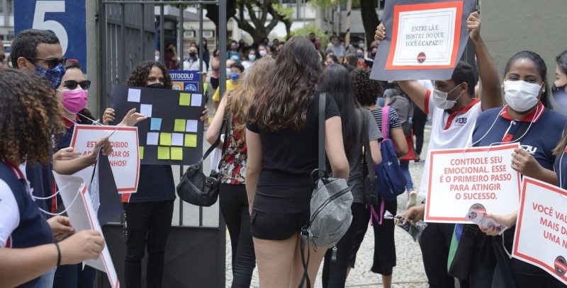 Inscritos no Enem enfrentam segundo dia de provas neste domingo