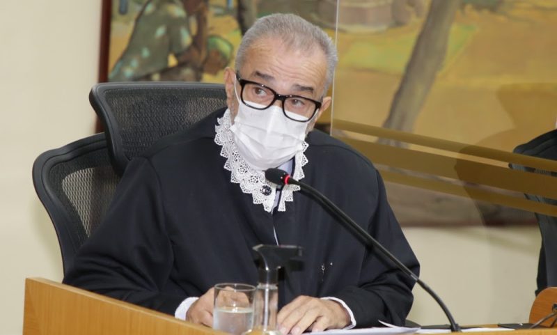 Conselheiro Flávio Conceição é eleito presidente do TCE/SE