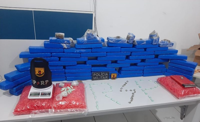 Radiopatrulha apreende 43 quilos de maconha e prende suspeito no bairro Japãozinho