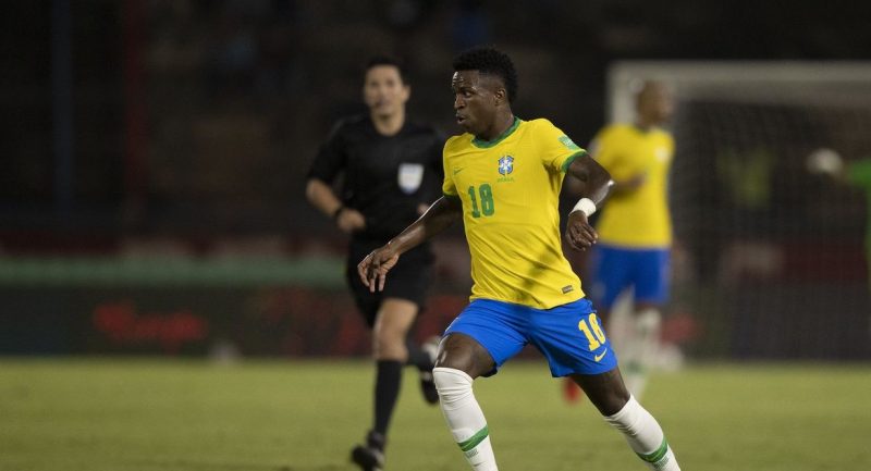 Tite convoca Vinicius Jr para seleção após corte de Firmino por lesão