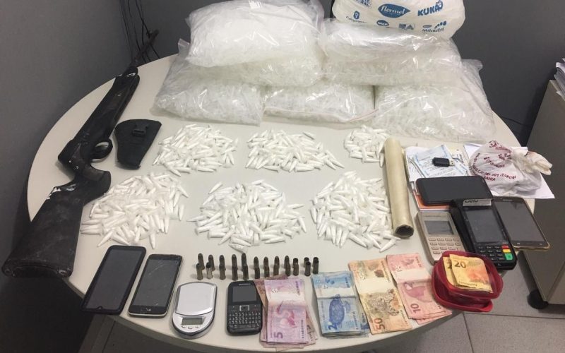 Polícia prende mulher apontada como Líder do tráfico de drogas em Lagarto