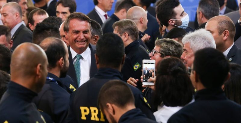 Policiais federais devem ter reajuste até 2022, diz presidente