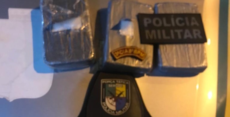 Mulher é presa suspeita de tentar embarcar com drogas no Terminal Rodoviário em Aracaju