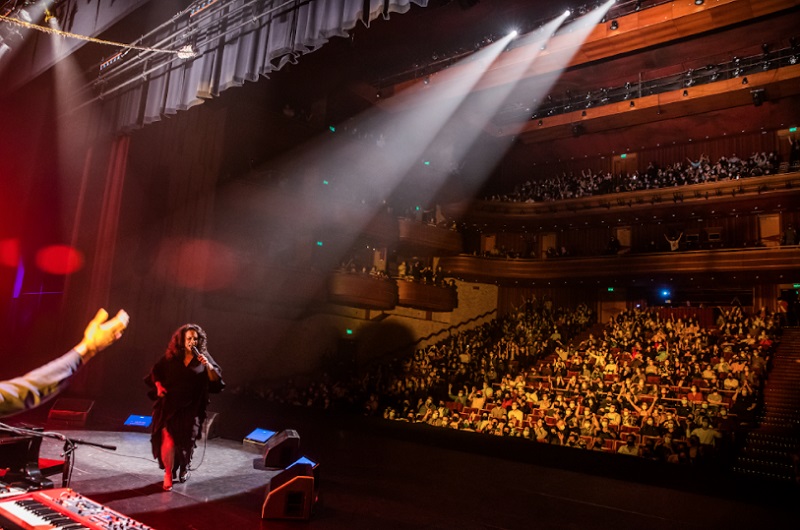 Cantora Gal Costa faz show em Aracaju “As Várias Pontas de uma Estrela”