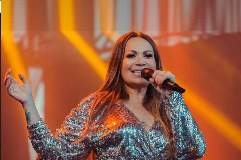 Balada Sunset : Solange Almeida, Walkiria (ex- Magníficus), Babado Novo em Aracaju