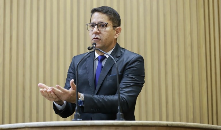 Ricardo Marques lembra sobre prazo para apreciar vetos do prefeito