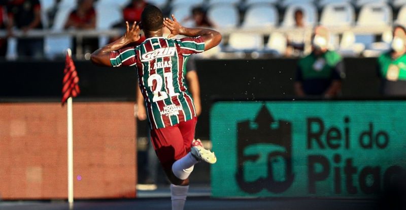 Fluminense é letal e supera Flamengo no primeiro clássico do Carioca
