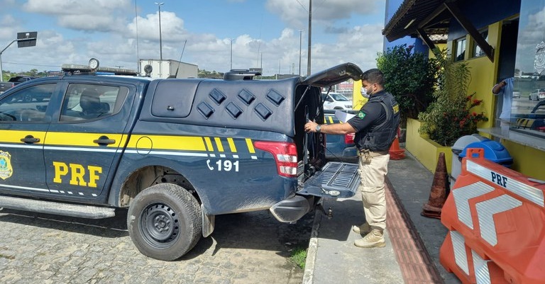 Suspeito é preso com mandado de prisão em aberto em Nossa Senhora do Socorro