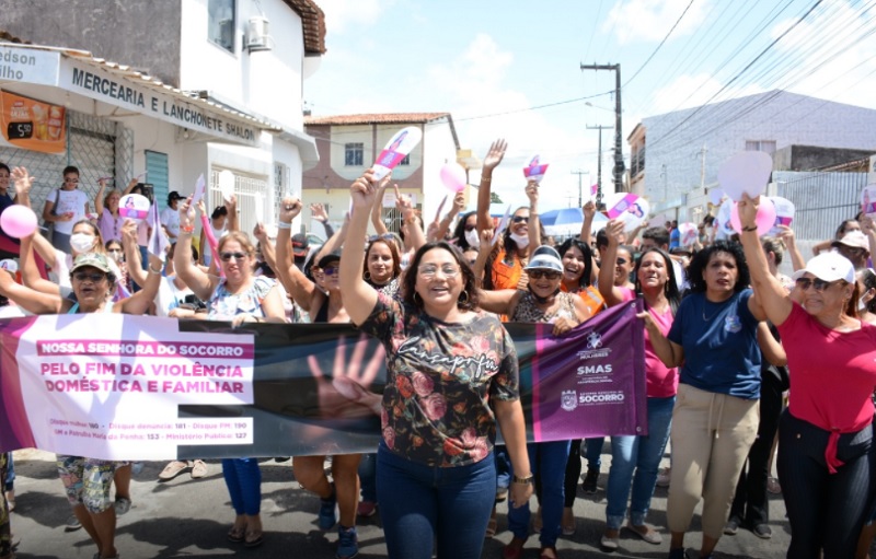 Prefeitura de Socorro promove caminhada pelo fim violência doméstica e familiar