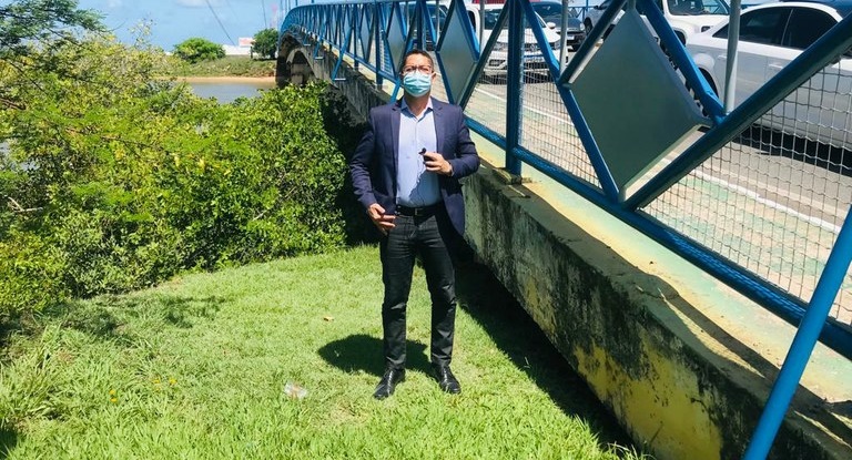 Ricardo Marques fiscaliza obras realizadas em Aracaju e encontra possíveis irregularidades
