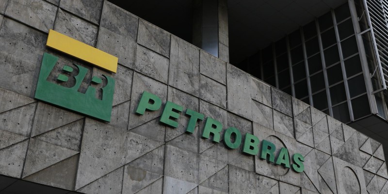 Petrobras defende reajustes de preços para evitar desabastecimento