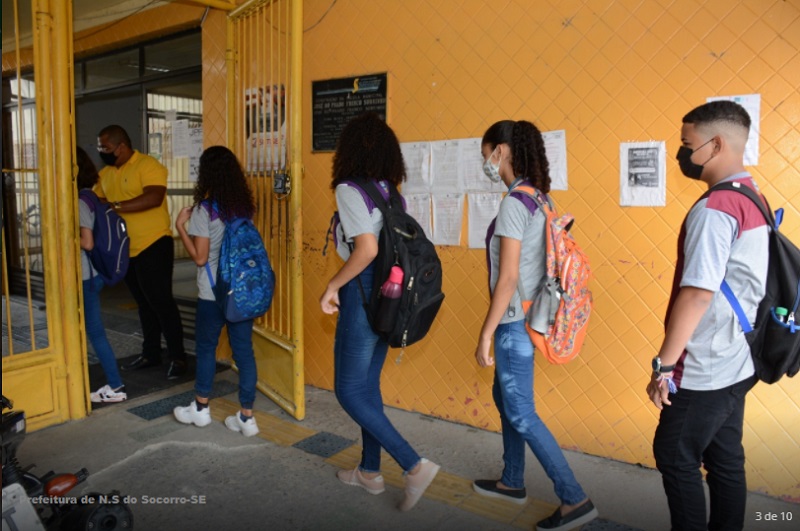 Prefeitura de Socorro dá início as aulas do ano letivo de 2022