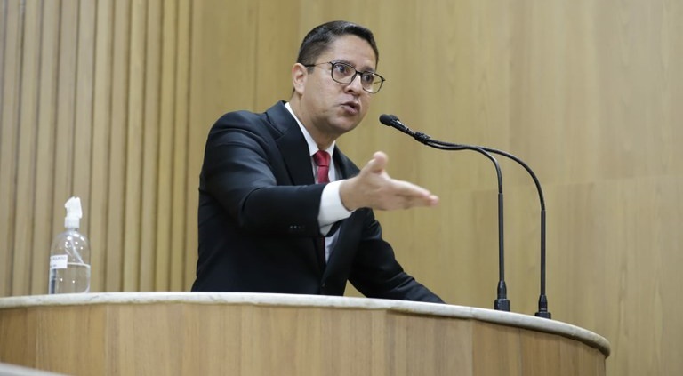 Pedido da Justiça para que prefeitura explique sobre transporte fortalece a CMA, diz Ricardo Marques