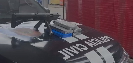 DENARC apreende metralhadora e cocáina e suspeito morre em confronto