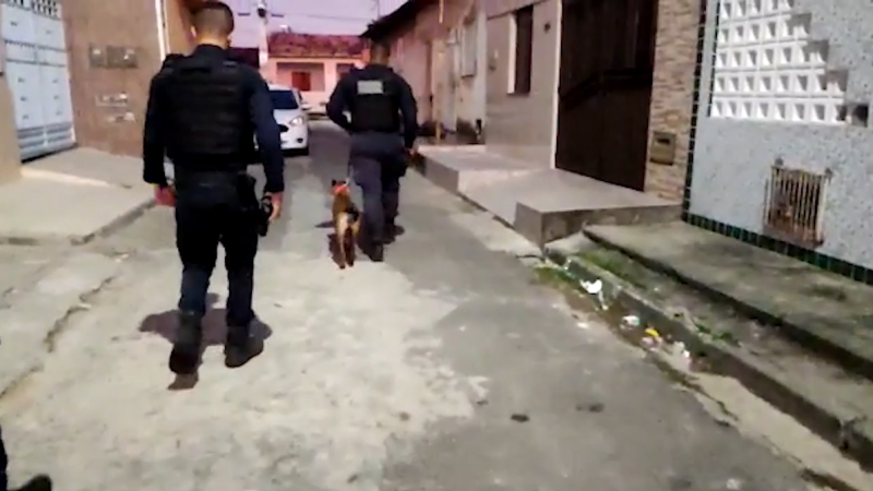 Operação Toque de Liberdade: Dois morrem em confronto e oito pessoas são detidas