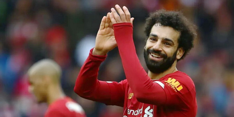 Atacante Salah diz que estará com Liverpool na próxima temporada