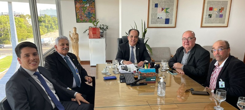 Secretário Executivo do Governo Federal recebe em audiência a FITERT e o STERTS.