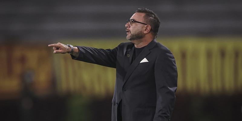 Argentino El Turco é demitido do comando técnico do Atlético-MG