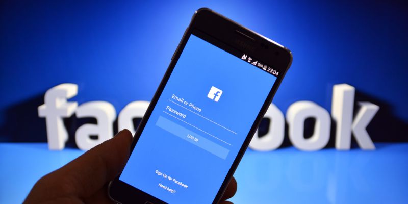 Facebook renova feed principal para atrair usuários mais jovens